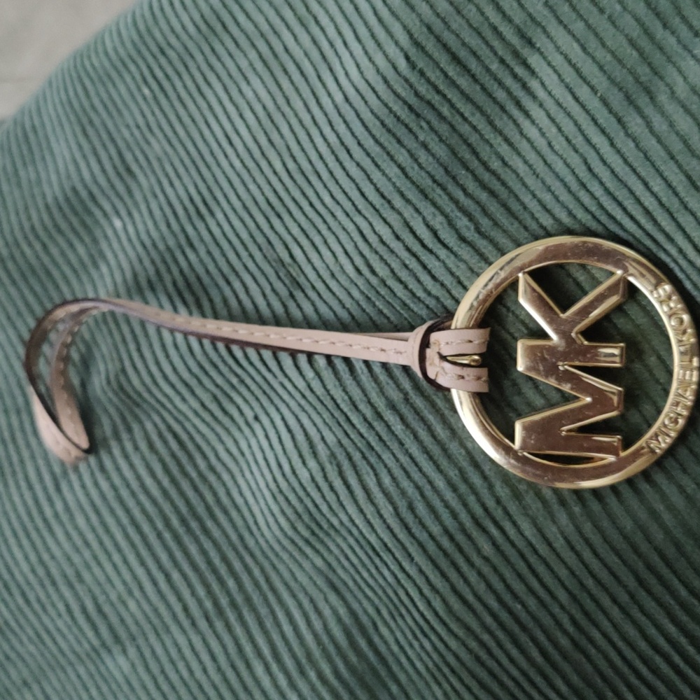 MK Emblem Tag